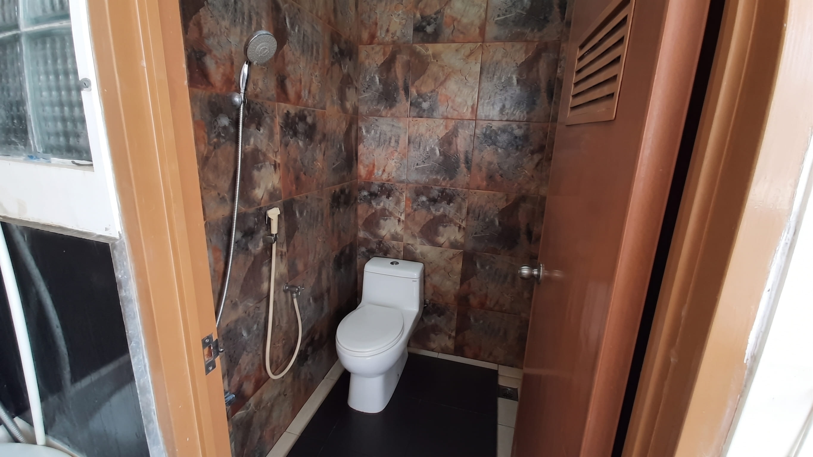 Rumah A foto 8